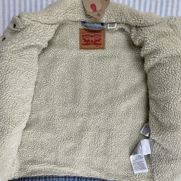 Levi’s Original Sherpa lined snap button trucker jacket - Picture 5 of 9